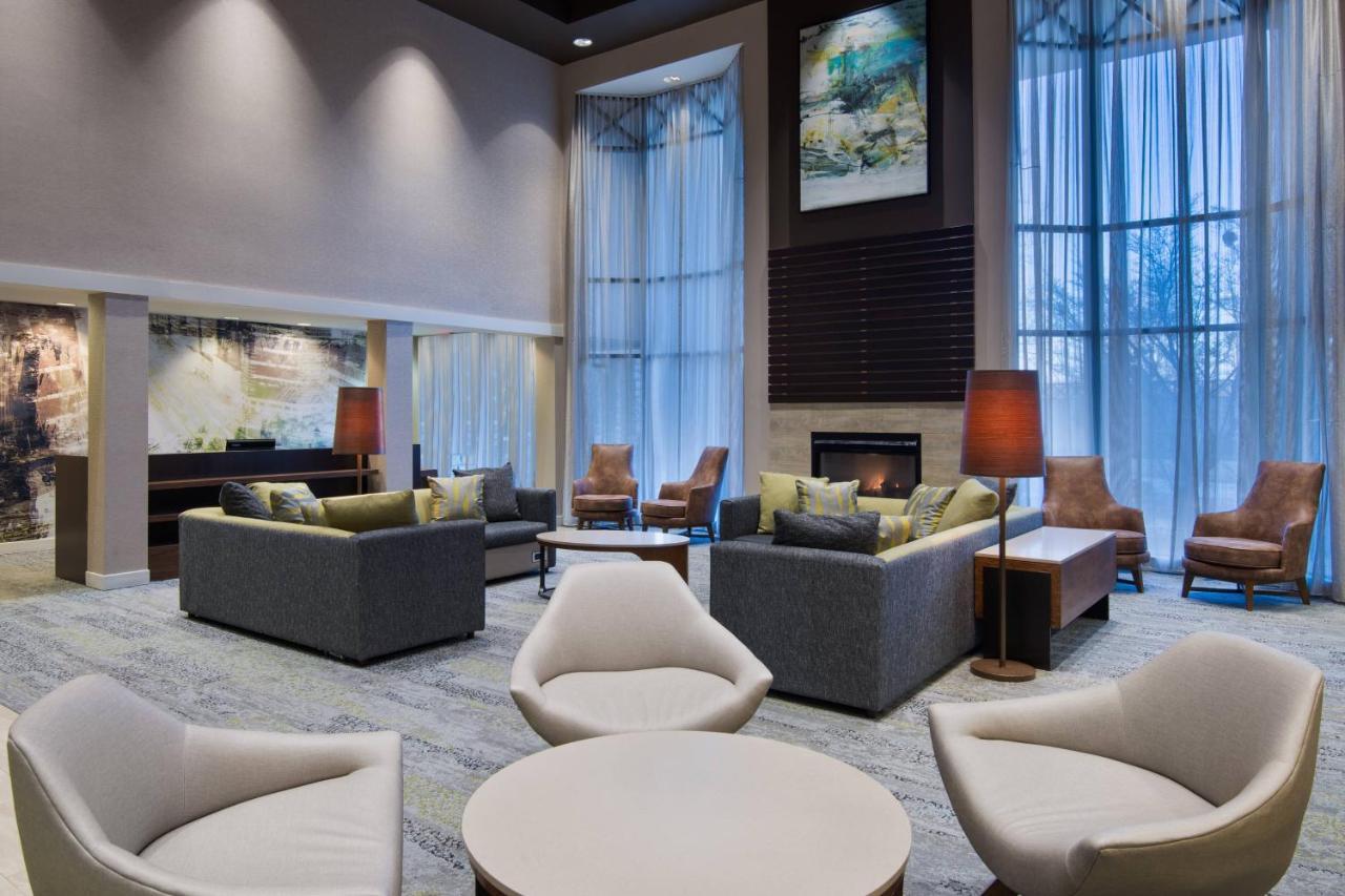 Courtyard By Marriott Springfield Airport Hotel Ngoại thất bức ảnh